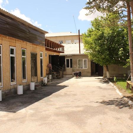 Guest House Jamal Naryn Kültér fotó