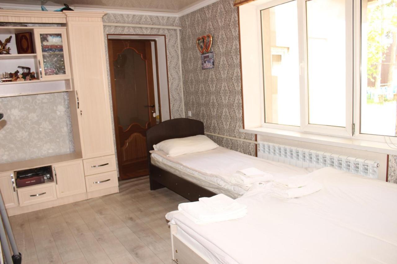 Guest House Jamal Naryn Kültér fotó