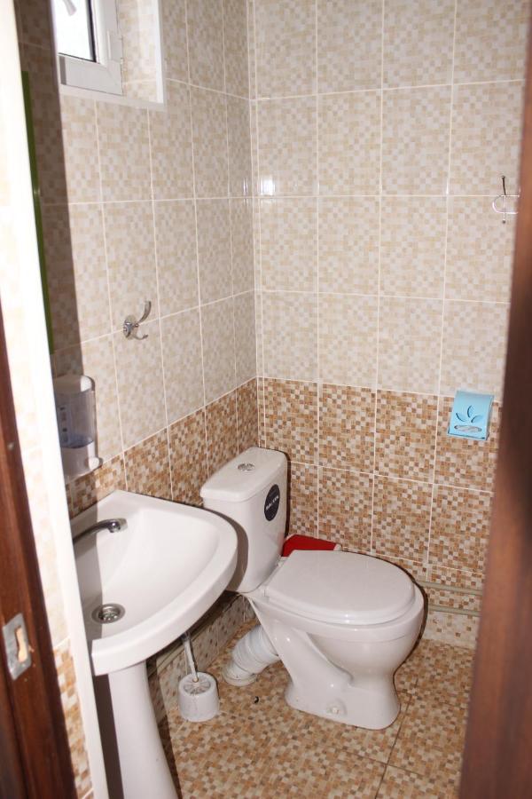 Guest House Jamal Naryn Kültér fotó