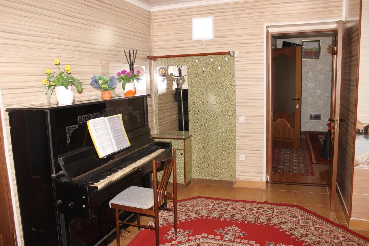 Guest House Jamal Naryn Kültér fotó