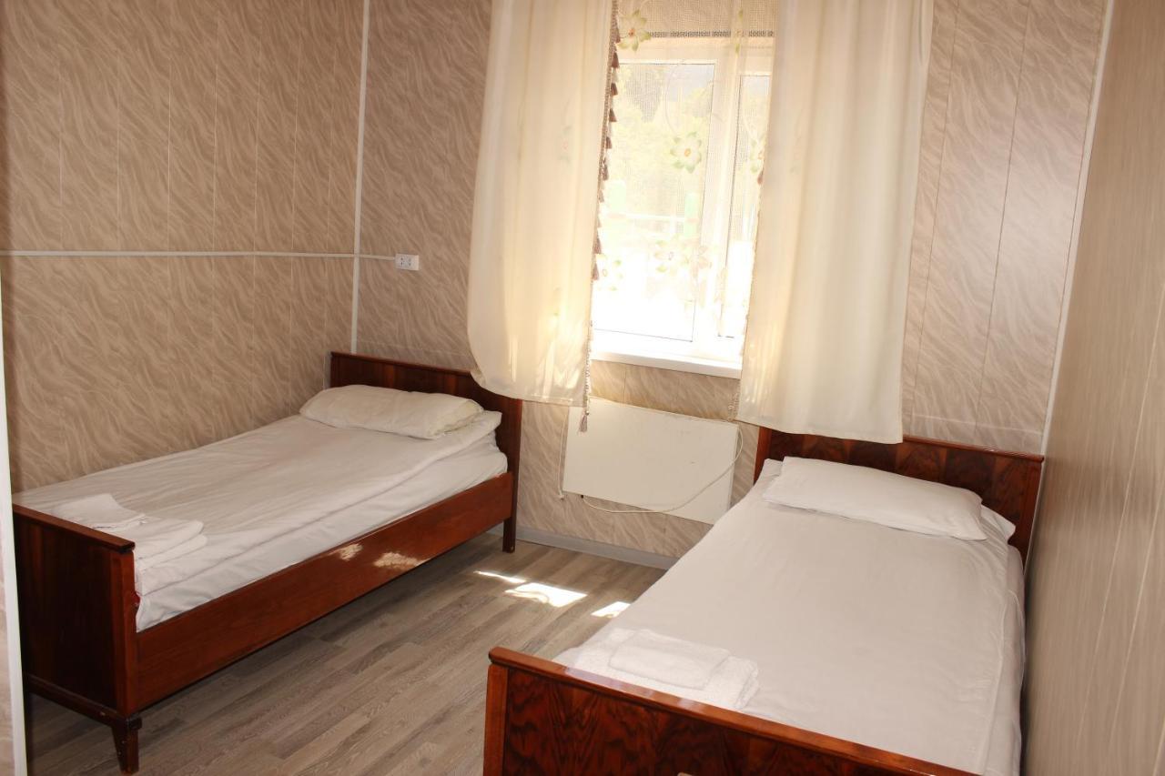 Guest House Jamal Naryn Kültér fotó